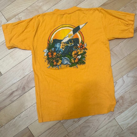 🏄‍♂️ Vintage 80s Sunrise Surf Shop T-Shirt – Galveston TX “Little Surfer" M - Picture 8 of 9